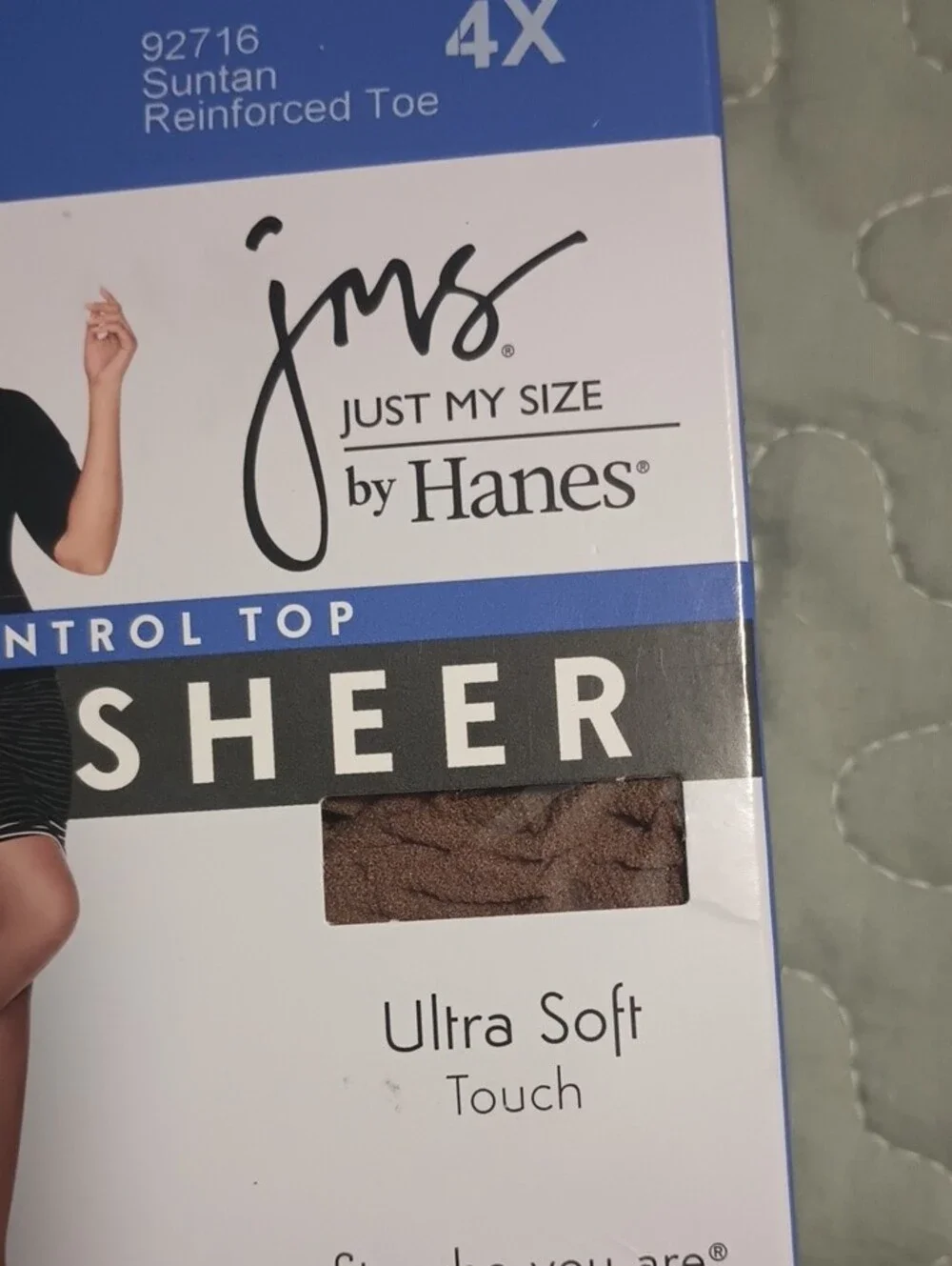 Hanes Day Sheer Control Top Pantyhose - Suntan and Black Accents